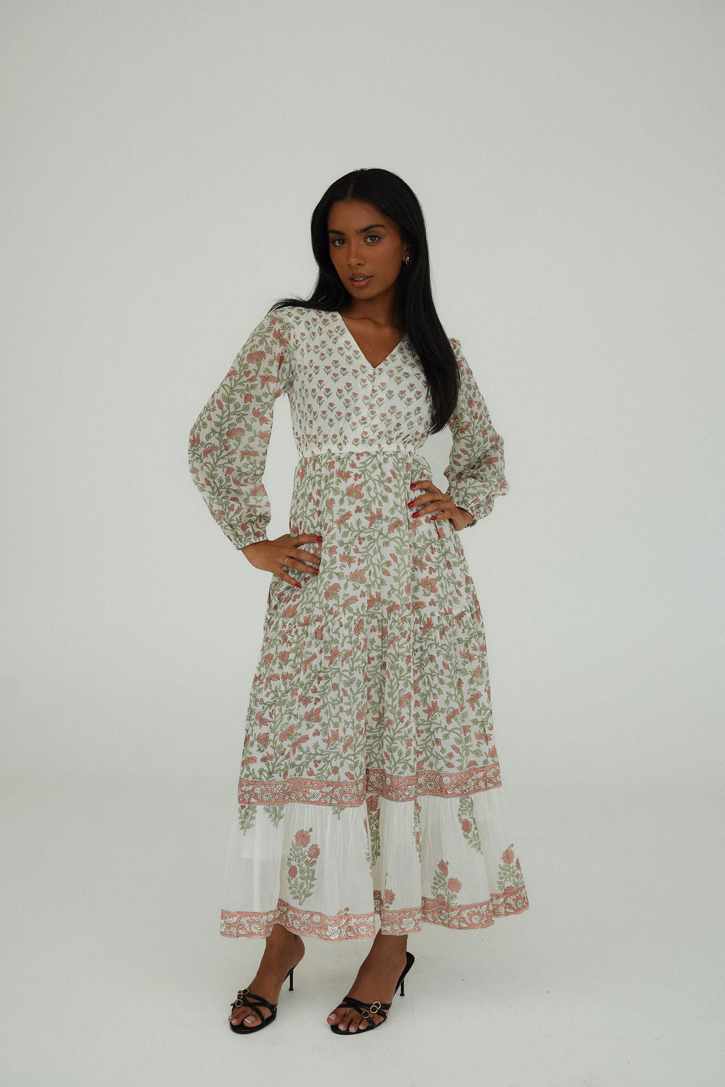 Floral Maxi Dress with Tiered Hem and V-Neck