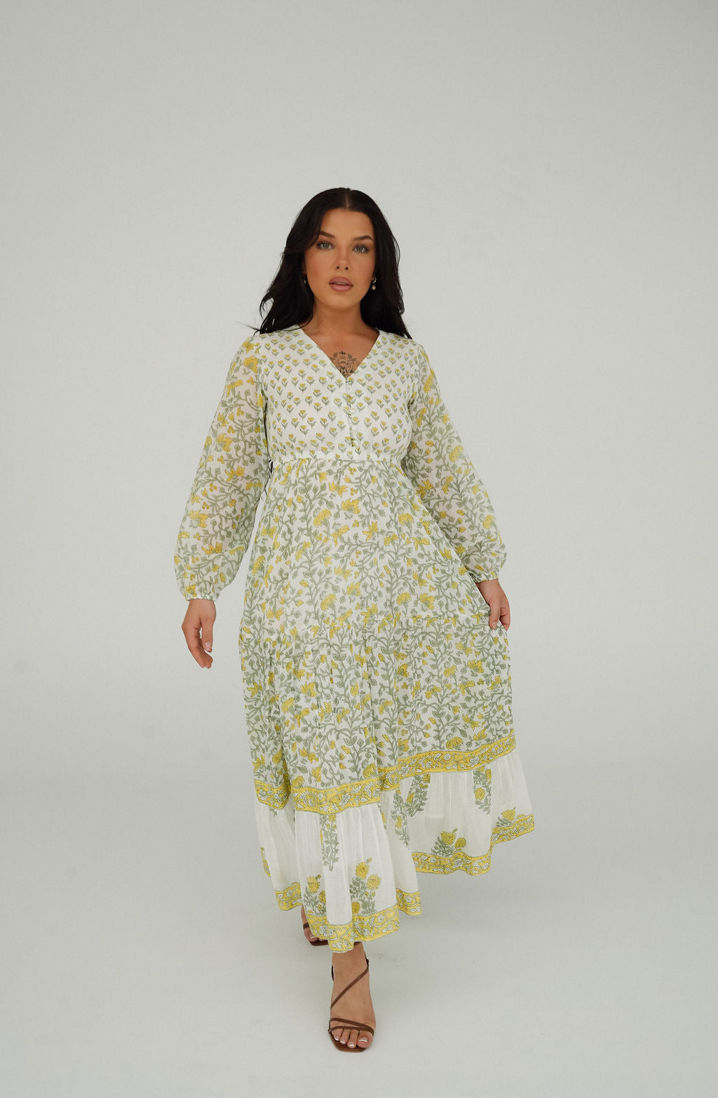 Floral Maxi Dress with Tiered Hem and V-Neck